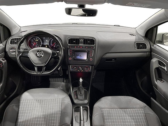Volkswagen Polo 14 of 21
