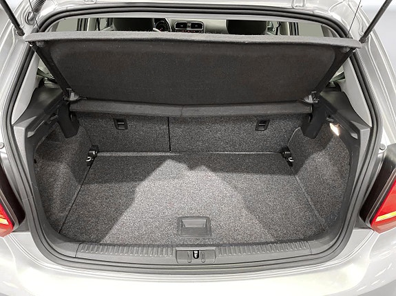 Volkswagen Polo 18 of 21