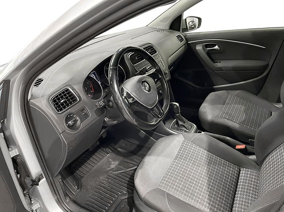 Volkswagen Polo 11 of 21