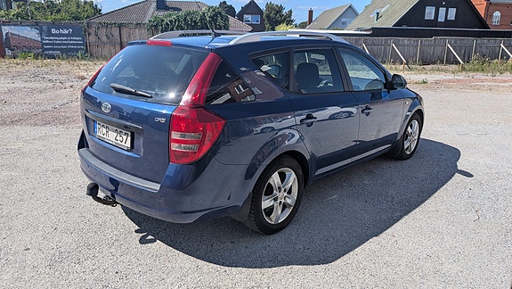 Kia Ceed 3 of 5