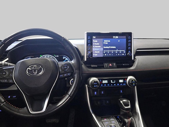 Toyota RAV4 11 of 18