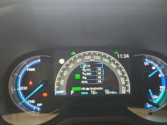 Toyota RAV4 14 of 18