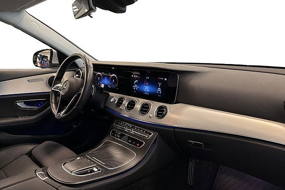 Mercedes-Benz E200 10 of 13