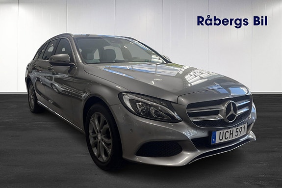 Mercedes-Benz C220 d 2 of 11