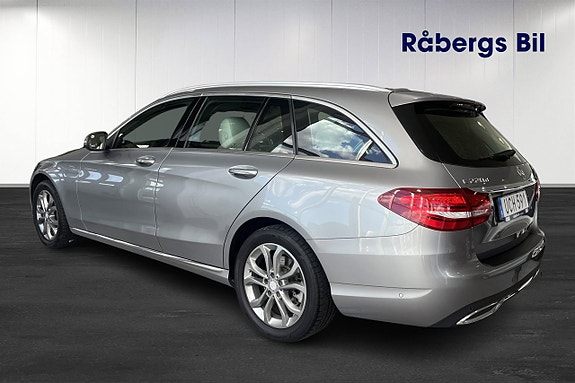 Mercedes-Benz C220 d 3 of 11