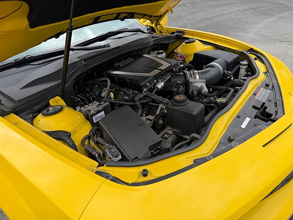 Chevrolet Camaro 16 of 18