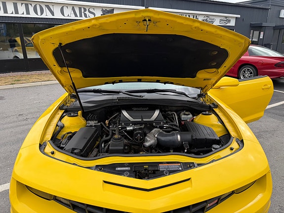 Chevrolet Camaro 15 of 18