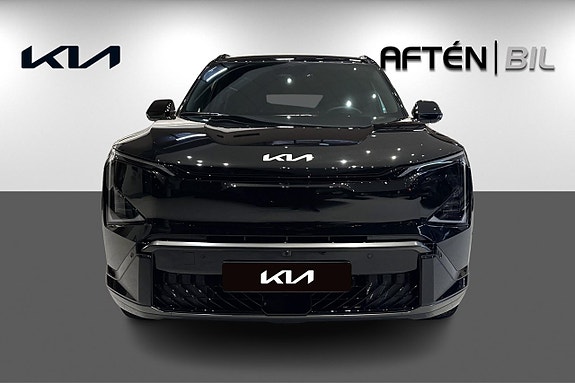 Kia EV5 3 of 24