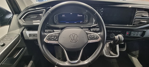 Volkswagen Multivan 10 of 11