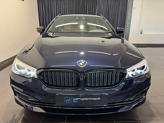 BMW 520d 2 of 27