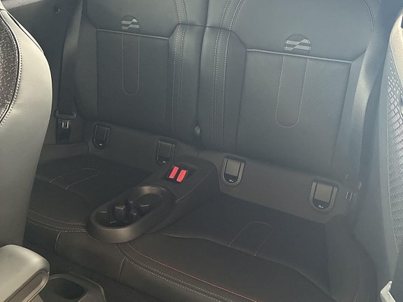 MINI Cooper 9 of 16