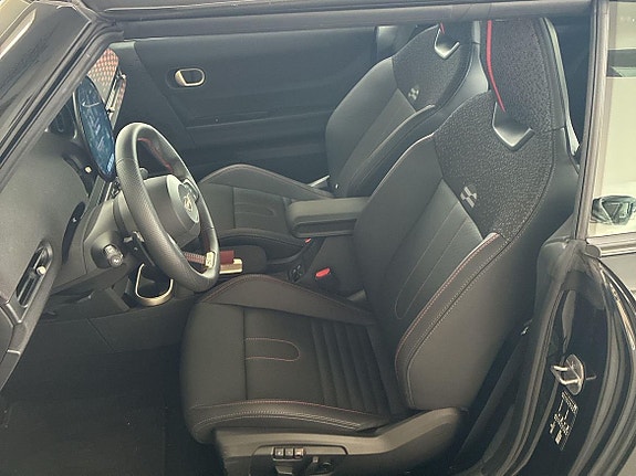 MINI Cooper 6 of 16