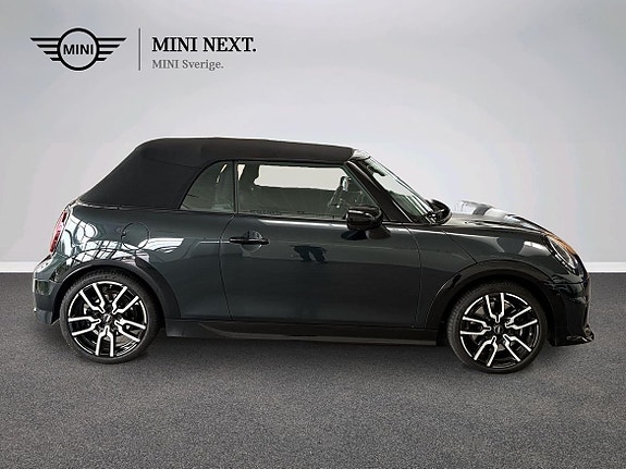 MINI Cooper 3 of 16