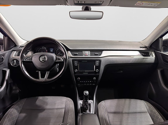 Skoda Rapid Spaceback 12 of 18