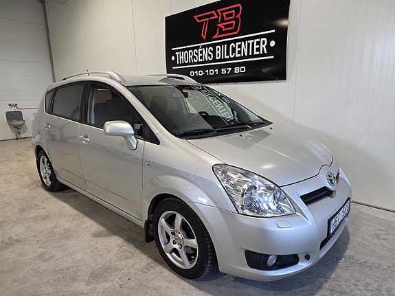Toyota Corolla Verso 11 of 14