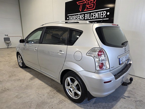Toyota Corolla Verso 6 of 14