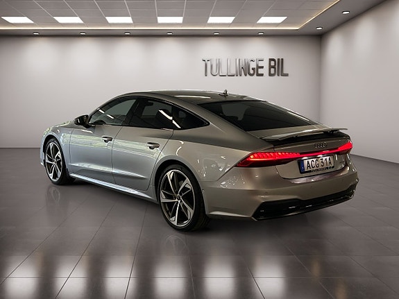 Audi A7 3 of 30