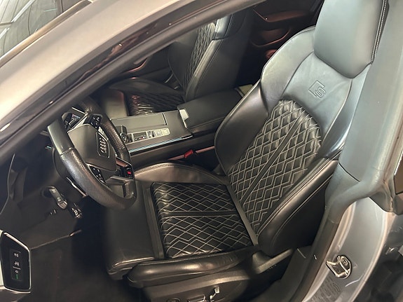 Audi A7 9 of 30