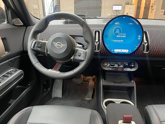 MINI Countryman SE 8 of 15