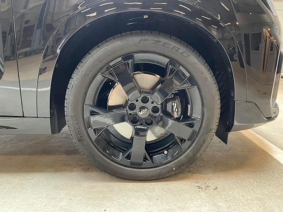 MINI Countryman SE 11 of 15