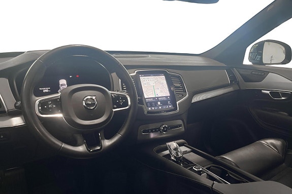 Volvo XC90 8 of 11