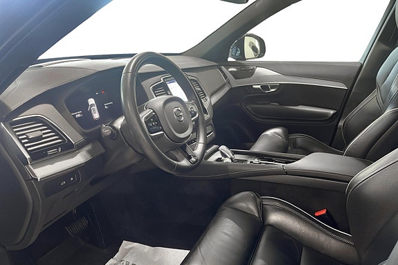 Volvo XC90 6 of 11