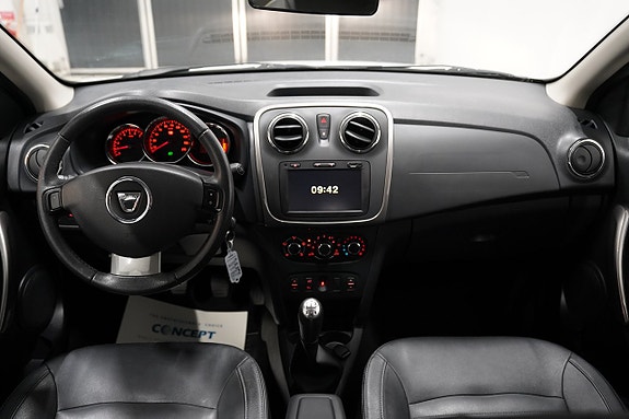 Dacia Sandero Stepway 8 of 19