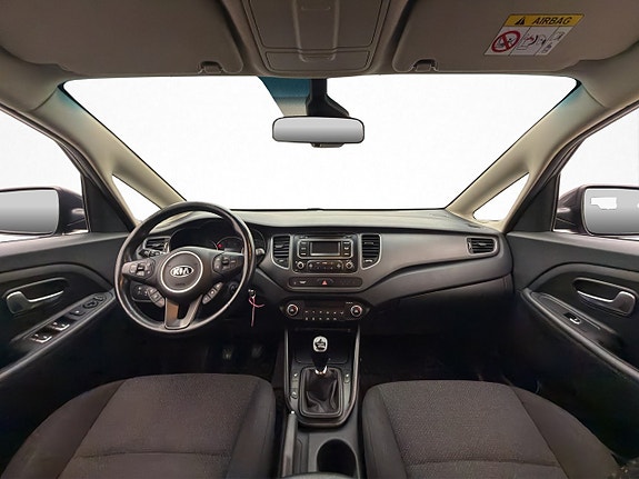 Kia Carens 13 of 30