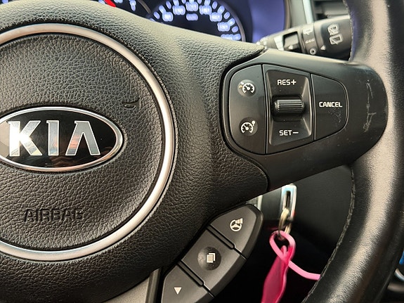 Kia Carens 19 of 30