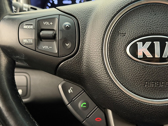 Kia Carens 17 of 30