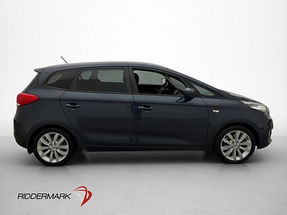Kia Carens 9 of 30