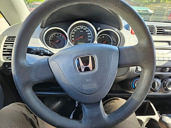 Honda Jazz 12 of 15
