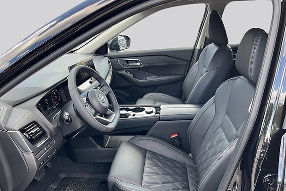 Nissan X-Trail 8 of 14