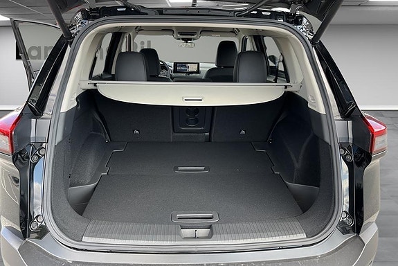 Nissan X-Trail 14 of 14