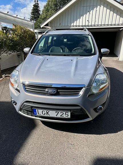 Ford Kuga 6 of 9