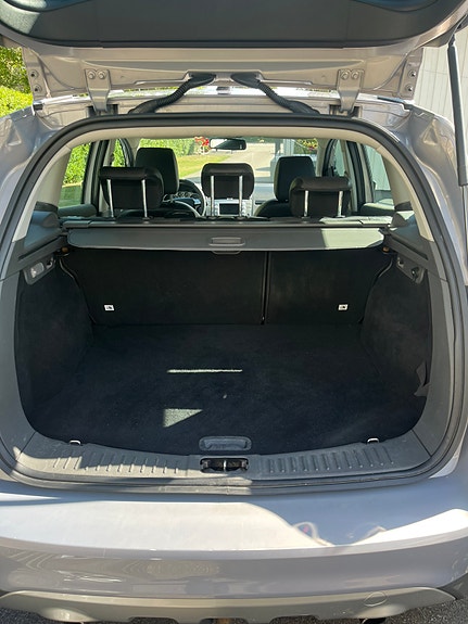 Ford Kuga 2 of 9