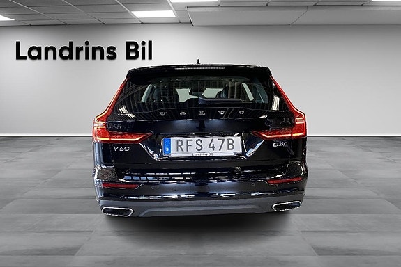 Volvo V60 Cross Country 5 of 19
