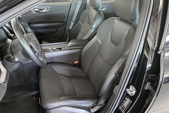 Volvo V60 Cross Country 19 of 19