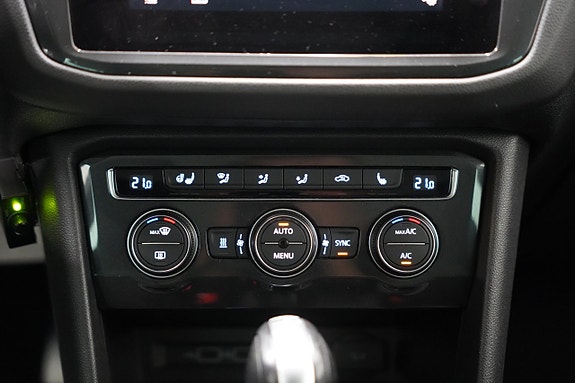 Volkswagen Tiguan 15 of 26