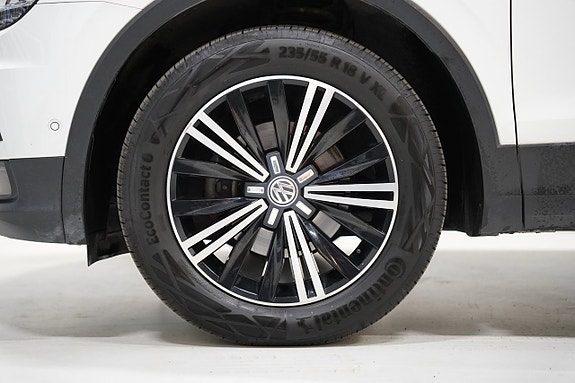 Volkswagen Tiguan 5 of 26