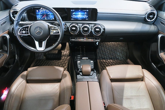Mercedes-Benz A180 6 of 12