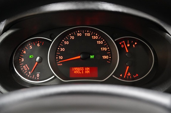 Renault Kangoo Express 12 of 16
