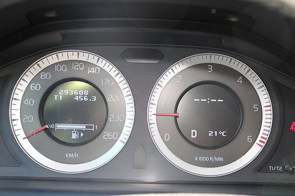 Volvo V70 6 of 6
