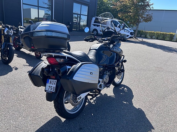 Honda XL1000VA Varadero 5 of 8