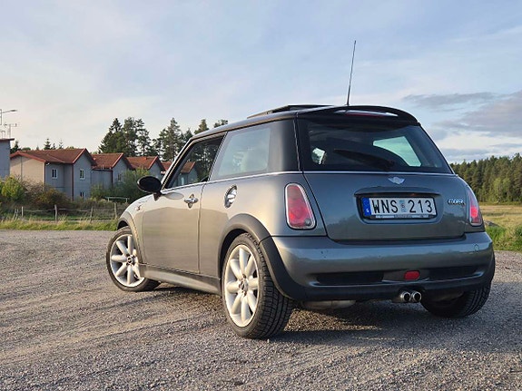 MINI Cooper S 3 of 20