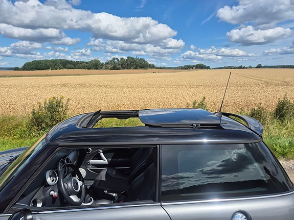 MINI Cooper S 17 of 17