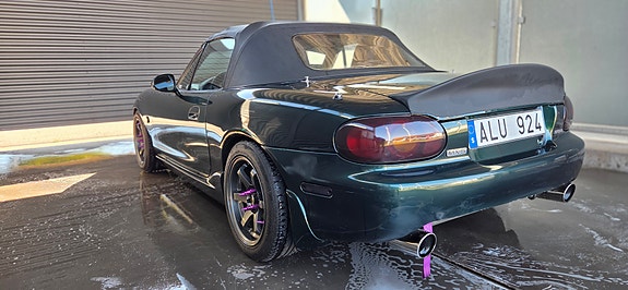Mazda MX-5 9 of 13