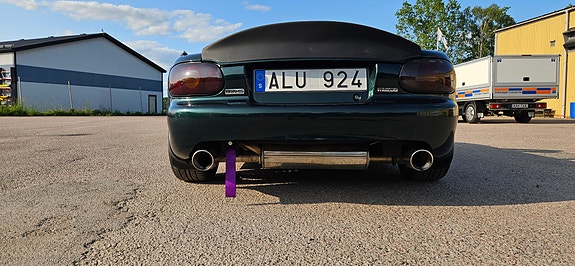 Mazda MX-5 2 of 13