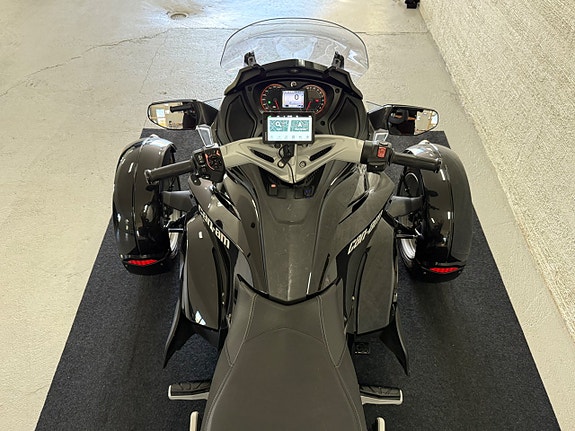 Can-Am Spyder ST 101HK B-körkort ”VÄLVÅRDAD” Endast 1200mil/2 Ägare/ 15 of 24