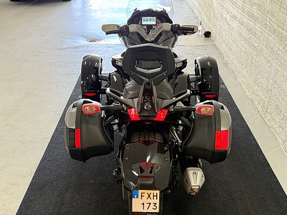 Can-Am Spyder ST 101HK B-körkort ”VÄLVÅRDAD” Endast 1200mil/2 Ägare/ 6 of 24